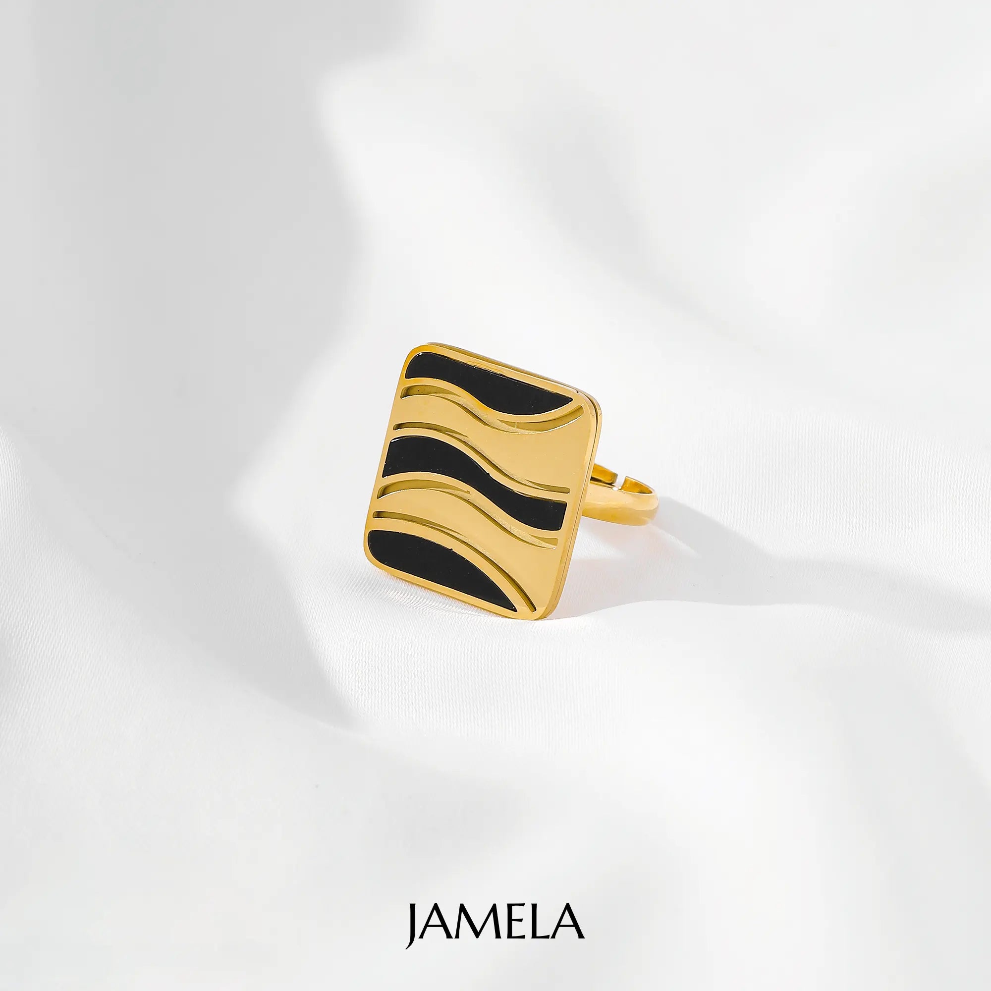 Black Waves Ring Jamela
