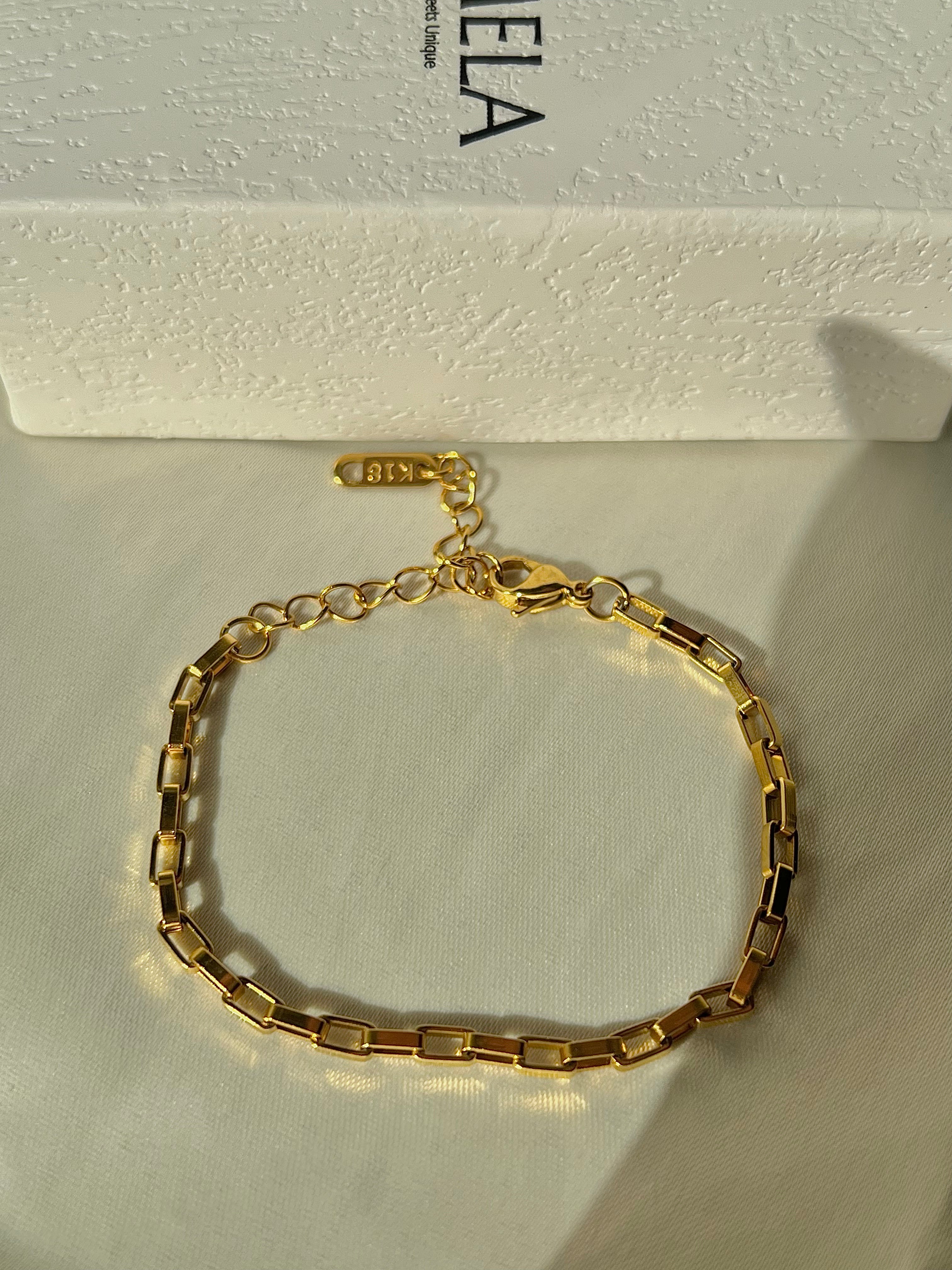 Box Chain Bracelet | 18k Gold Plated | Woman Size