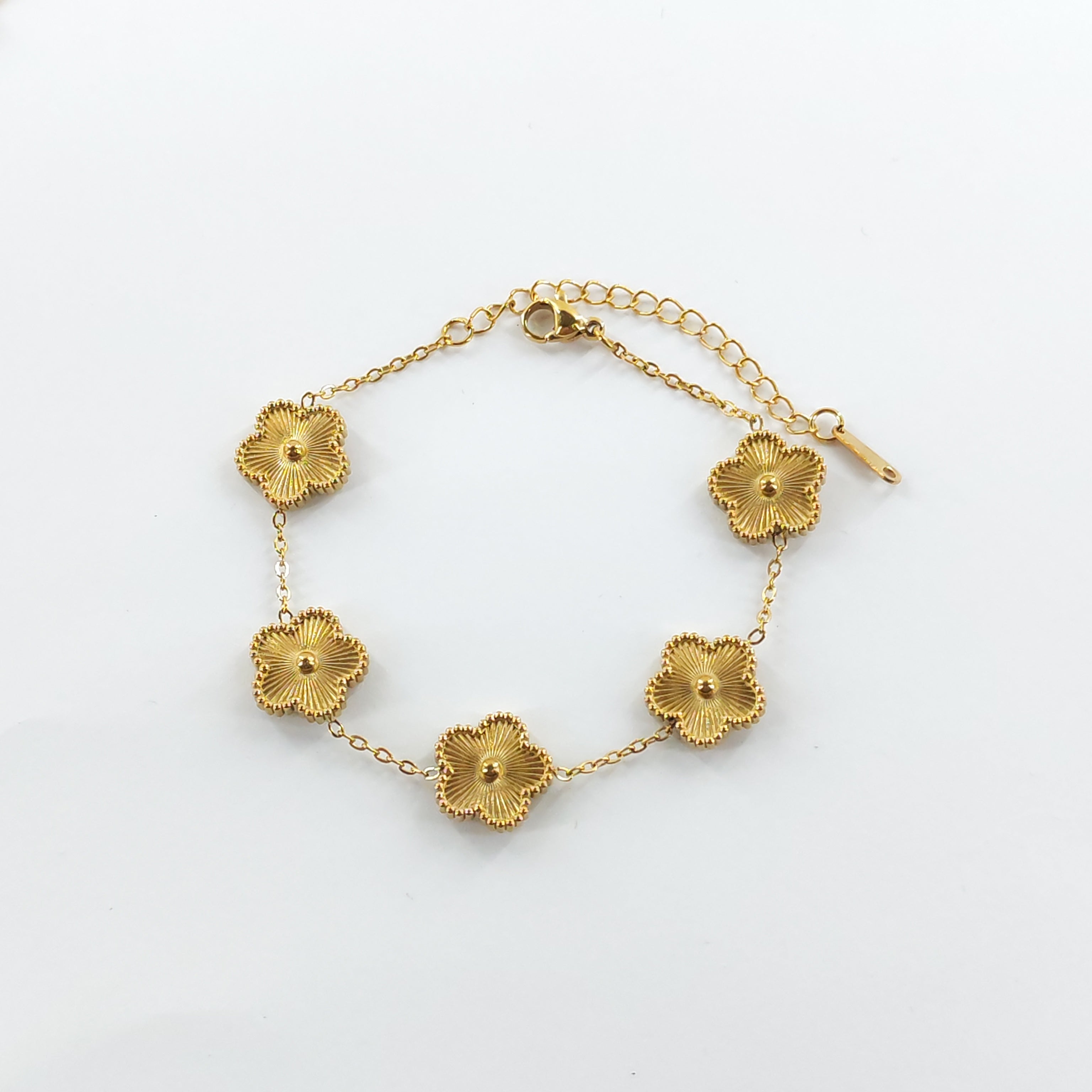 Petal Clover Bracelet