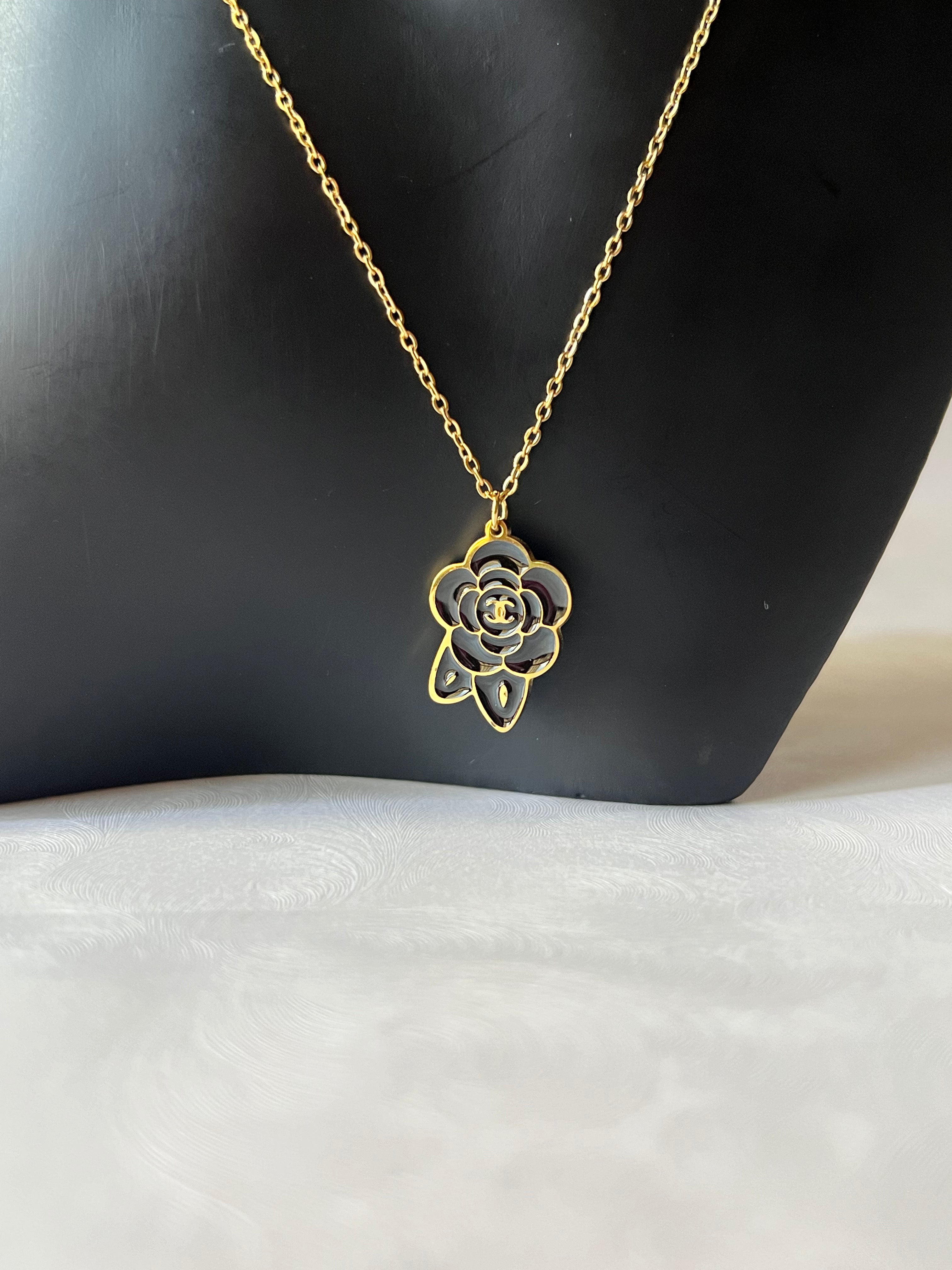 Bella Rose Necklace