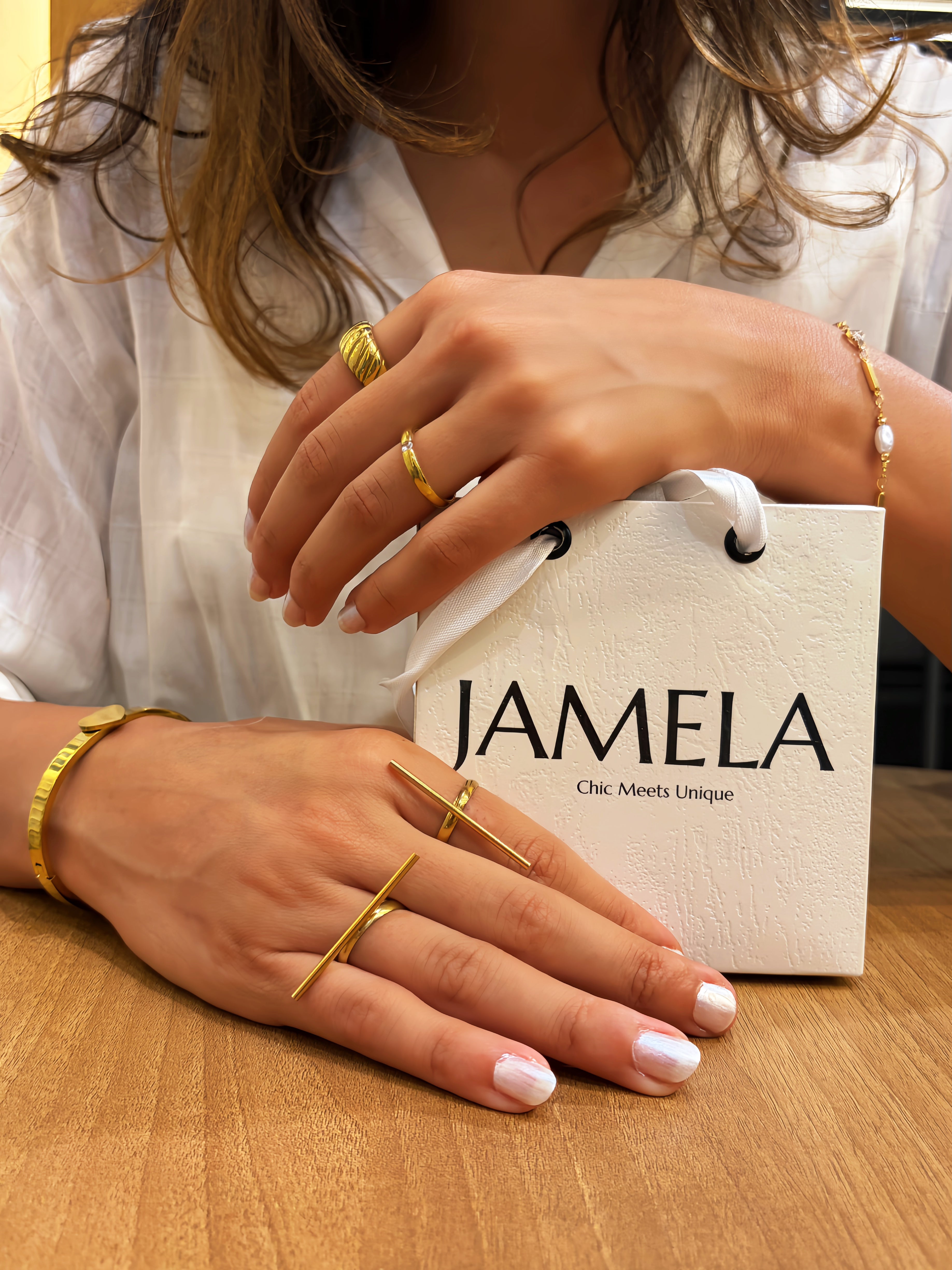 Horizontal Bar Ring (Gold)