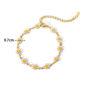 Daisy White Flower Bracelet Jamela