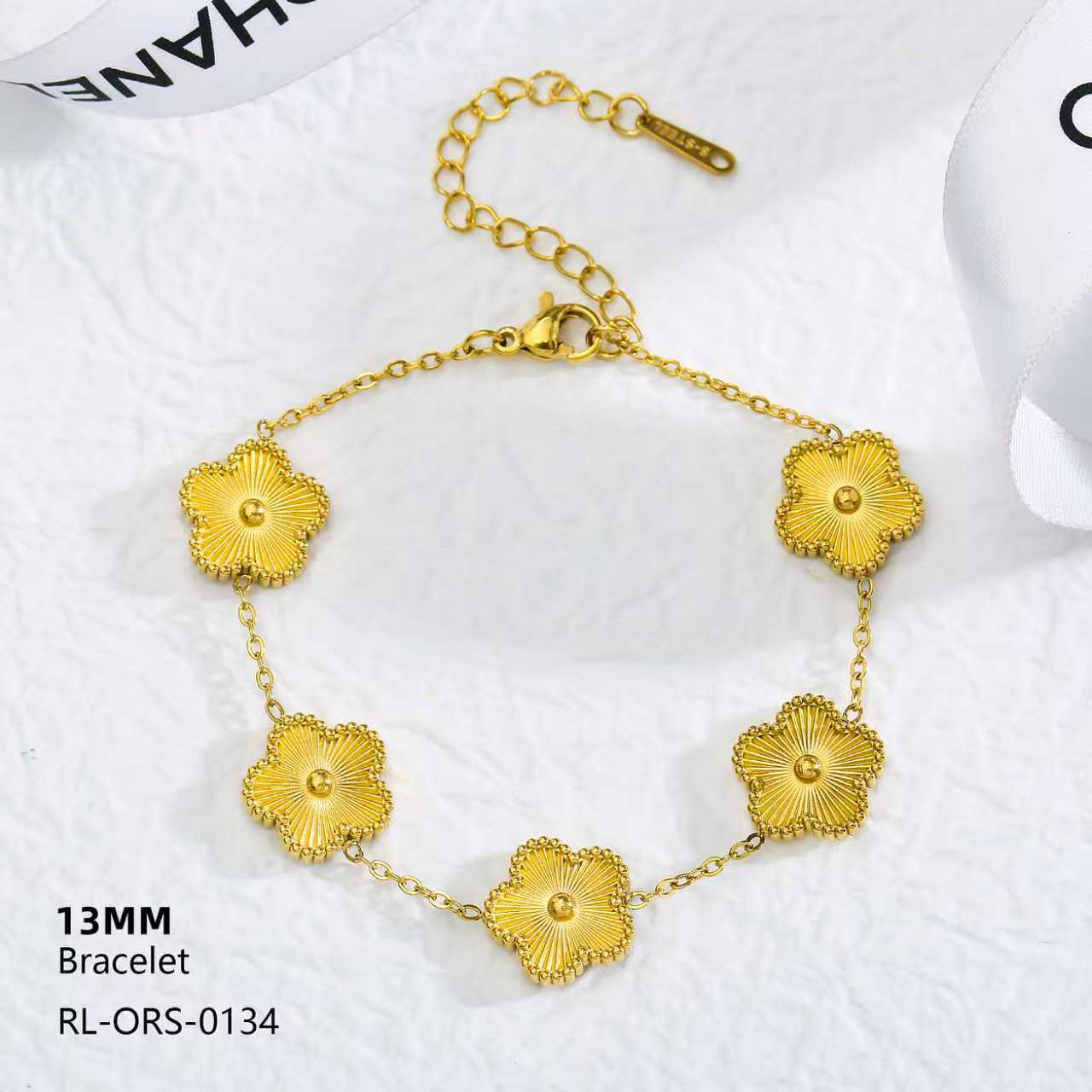 Petal Clover Bracelet